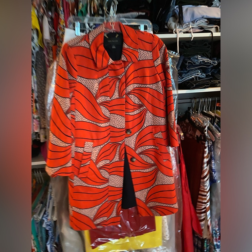 I love love love this jacket, but I haven’t worn it in a while, so making space